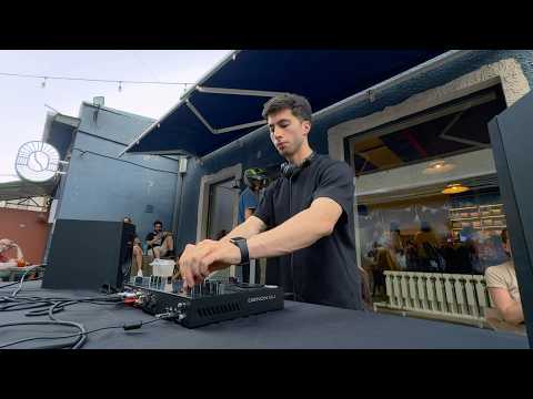 BEREZNITSKY — Live in a Coffee Shop